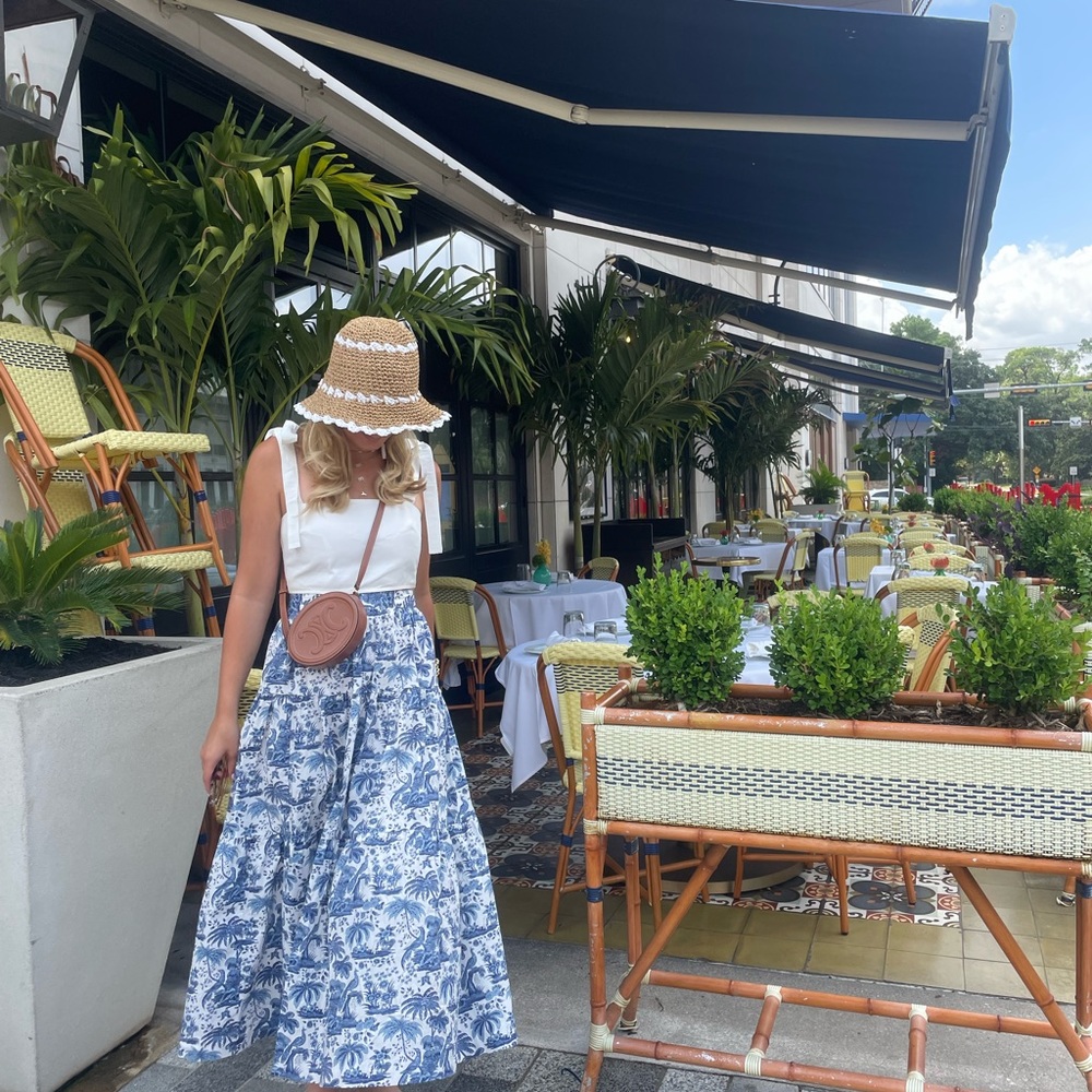 Meet your Posher, Abbey